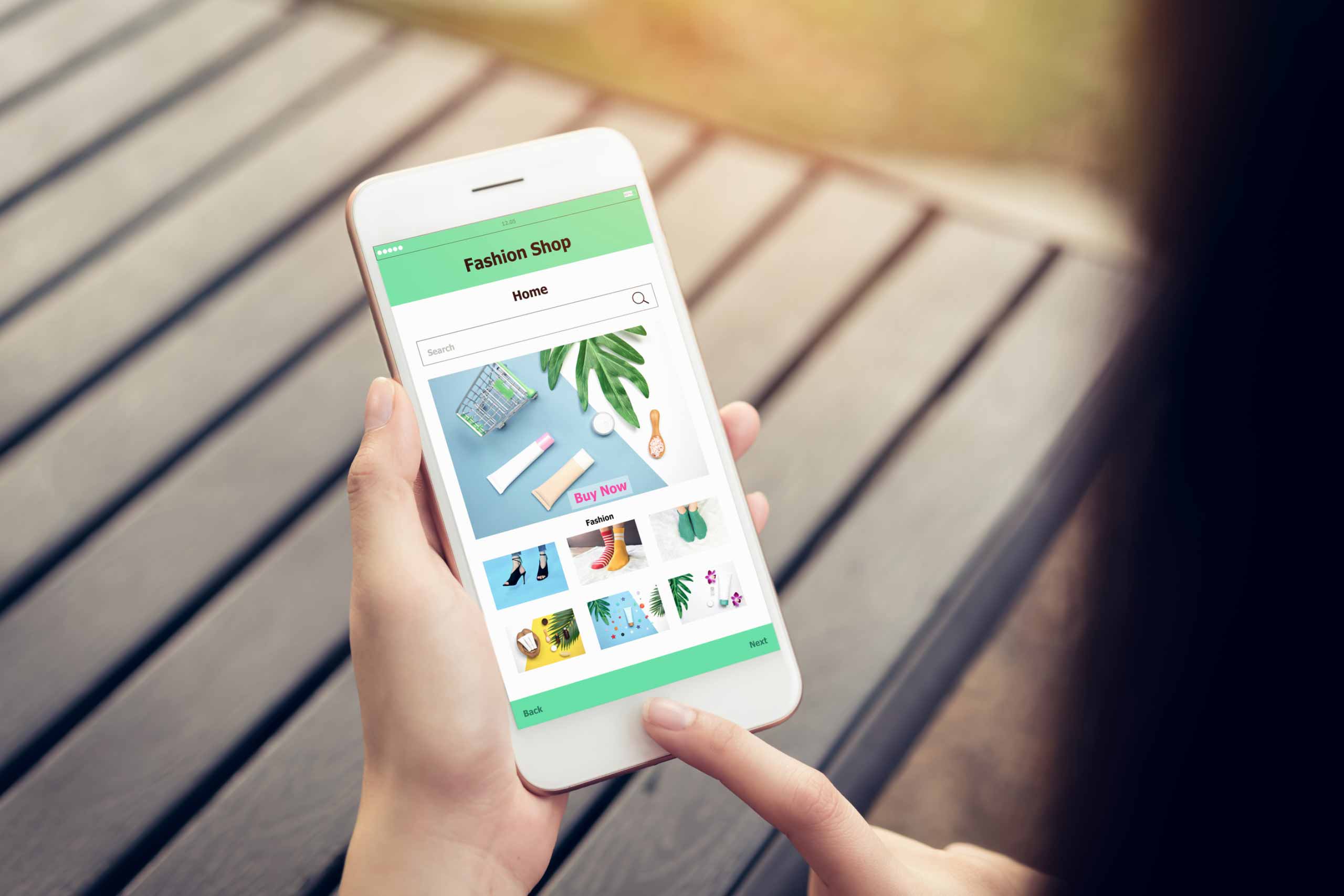 Learn how to maximize your brand's reach and profitability by targeting those most likely to buy with Amazon Sponsored Display audiences.